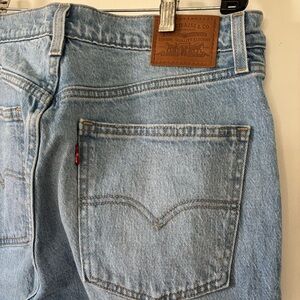 Levi's Classic Light Blue Straight Jeans